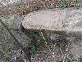 This is a retaining wall on the outskirts of town This is a retaining wall on the outskirts of town
