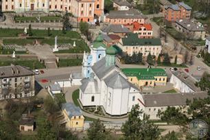 Nicholas Cathedral is a Franciscan monastery, taken from the Catholics in 1832, founded in 1606 Nicholas Cathedral is a Franciscan monastery, taken from the Catholics in 1832, founded in 1606