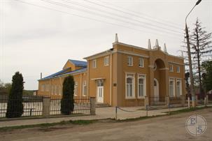 House of Culture. On the Internet they say that this is a rebuilt synagogue House of Culture. On the Internet they say that this is a rebuilt synagogue