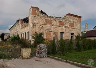 Synagogue in Pochayiv, 2021 Synagogue in Pochayiv, 2021