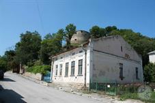 An old mansion under the castle hill. Zazamche street, 4 An old mansion under the castle hill. Zazamche street, 4