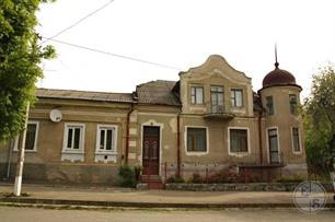 Cute old villa, st. Bandery, 12 Cute old villa, st. Bandery, 12