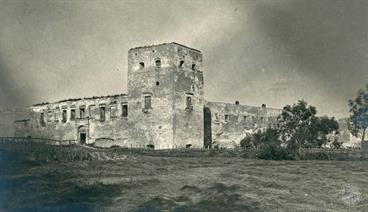 Castle in Zaliztsi. 1916 Castle in Zaliztsi. 1916