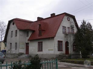 Former house of veterinarian Nisson Speycer, 2015. Hrushevskoho street, 8 Former house of veterinarian Nisson Speycer, 2015. Hrushevskoho street, 8