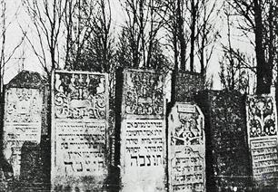 Old cemetery was destroyed after World War 2 by Soviet authorities Old cemetery was destroyed after World War 2 by Soviet authorities