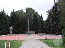 Monument in the center
