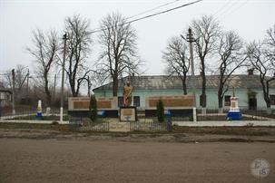 Мемориальный комплекс в Бабчинцах Мемориальный комплекс в Бабчинцах