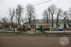 В соседнем селе Бабчинцы решили, что мертвые из разных эпох не подерутся В соседнем селе Бабчинцы решили, что мертвые из разных эпох не подерутся
