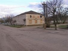 The former synagogue, then - cinema. Photo by Elena Voinarovska The former synagogue, then - cinema. Photo by Elena Voinarovska