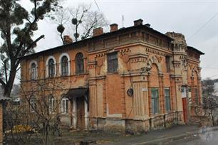 Вход прорубили через арон кодеш Вход прорубили через арон кодеш