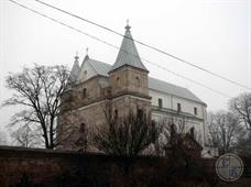 Благовещенский костел, перестроен в камне в нач. 17 в.