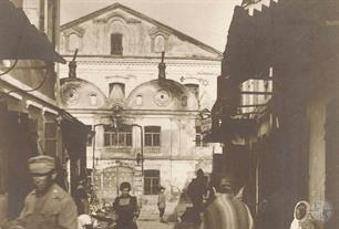 Synagogue in Volodymyr, 1916 Synagogue in Volodymyr, 1916