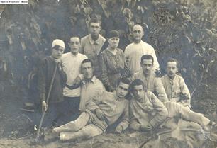 Members of the HeHalutz from the pioneering training program in Dubrovytsya, 1919 Members of the HeHalutz from the pioneering training program in Dubrovytsya, 1919