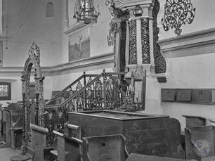 Aron Kodesh, 1939 Aron Kodesh, 1939