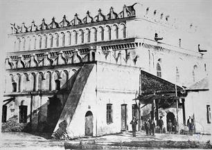 Jews at the entrance to the synagogue, 1920s Jews at the entrance to the synagogue, 1920s
