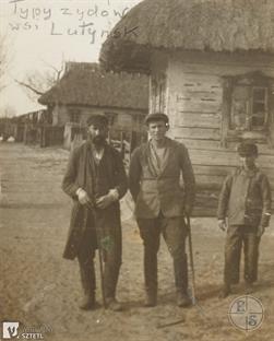 Jews in Liutynsk. Photo by Jozef Gorowicz, 1933 Jews in Liutynsk. Photo by Jozef Gorowicz, 1933