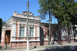 One of the most beautiful mansions in the center, 2012. Nezalezhnosti 45 Street One of the most beautiful mansions in the center, 2012. Nezalezhnosti 45 Street