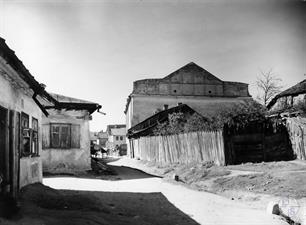 Synagogue in 1930s. Photo by Shimon Zaychik Synagogue in 1930s. Photo by Shimon Zaychik
