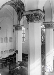 Synagogue interior, 1930s Synagogue interior, 1930s