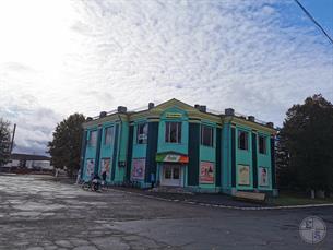 Универмаг на бывшей торговой площади Универмаг на бывшей торговой площади