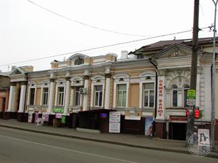 Особнячок в стиле классицизм возле базара, Чеботарская 19 Особнячок в стиле классицизм возле базара, Чеботарская 19