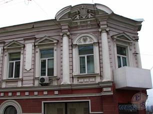 Угол Рождественской и Полтавского шляха Угол Рождественской и Полтавского шляха