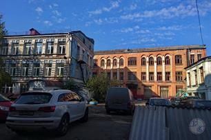 Двор доходного дома Двор доходного дома