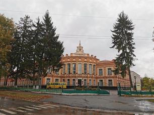 Бывшая женская гимназия Бывшая женская гимназия