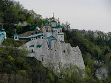Николаевская церковь на вершине скалы Николаевская церковь на вершине скалы