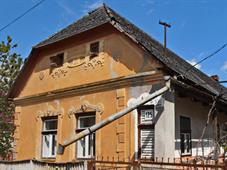 Дыйда, дом 1928 г. Фото Hollófernyiges, Википедия Дыйда, дом 1928 г. Фото Hollófernyiges, Википедия