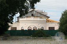 Это здание построено в 1908 г., через пару лет предпринематель Давид Шеренцис перестроил его под театр "Экспресс" Это здание построено в 1908 г., через пару лет предпринематель Давид Шеренцис перестроил его под театр "Экспресс"